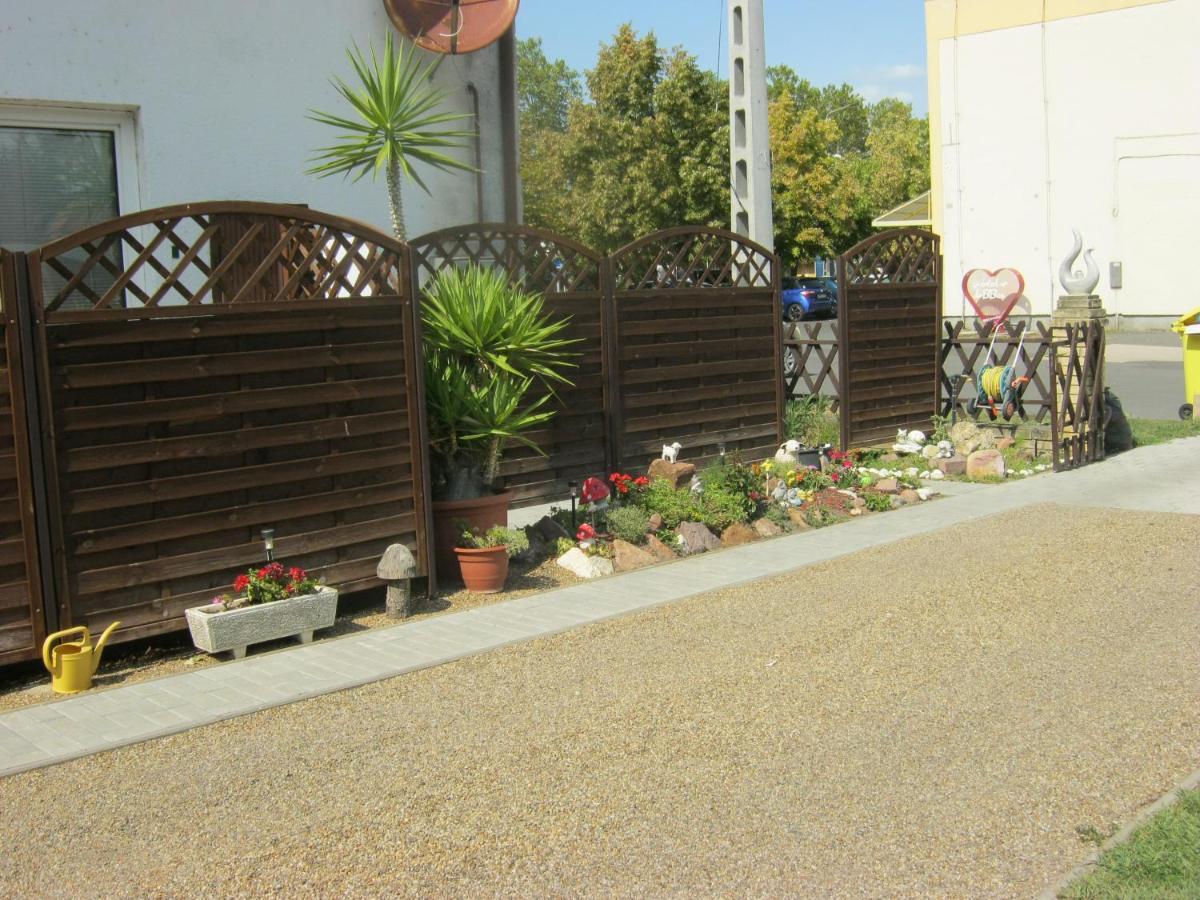 Kitti Apartman Balatonboglár Exteriér fotografie