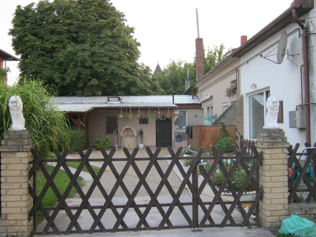 Kitti Apartman Balatonboglár Pokoj fotografie