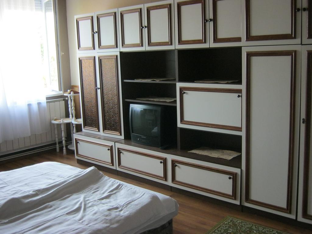 Kitti Apartman Balatonboglár Pokoj fotografie